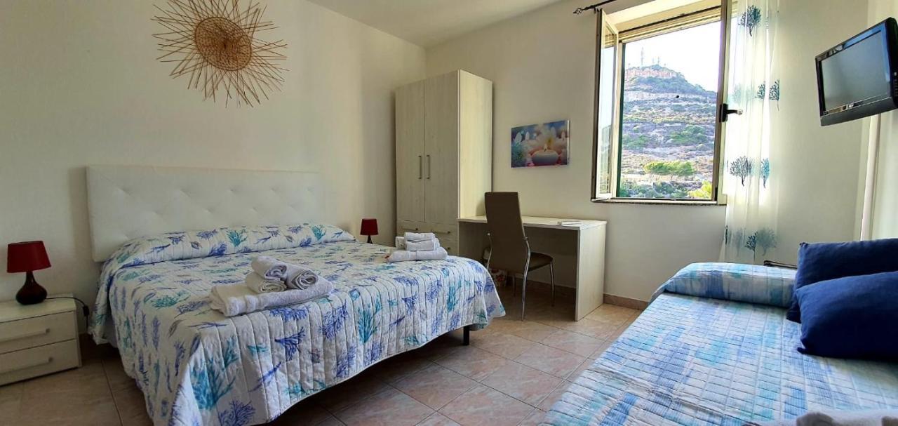 B&B Del Porto Bosa Marina Extérieur photo
