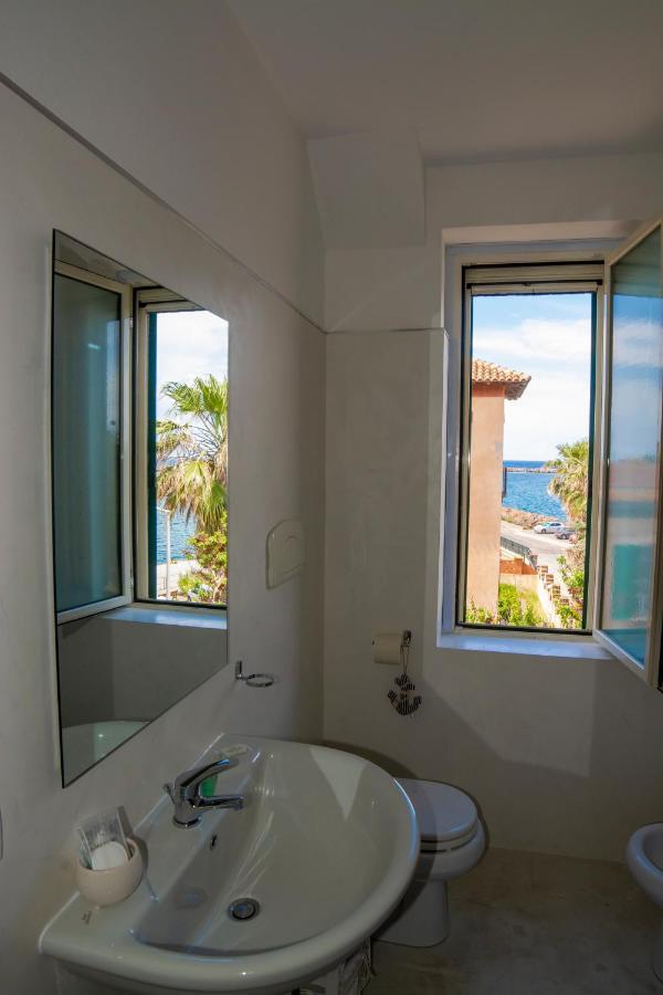 B&B Del Porto Bosa Marina Extérieur photo